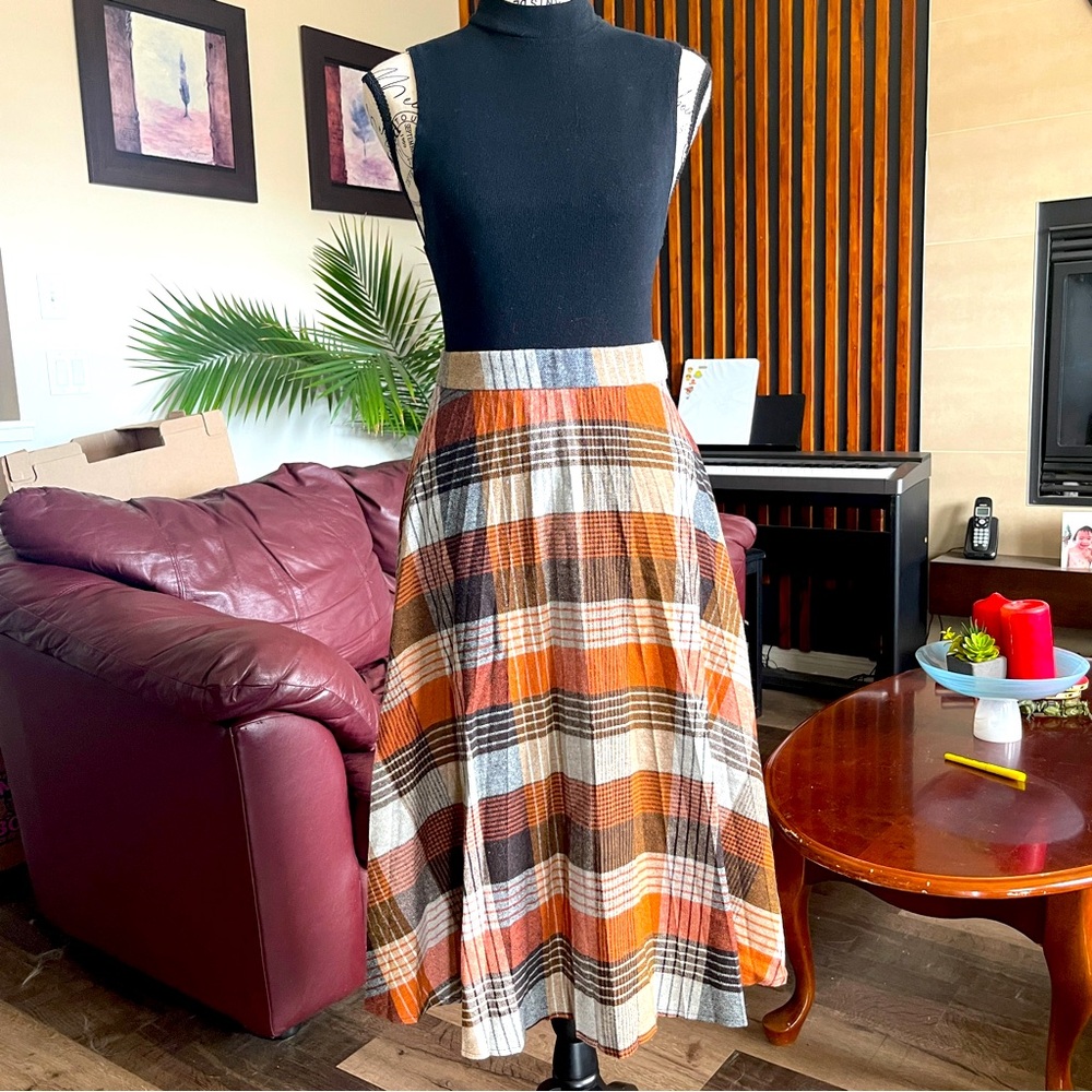 Vintage Adelaar High Waist A-Line skirt